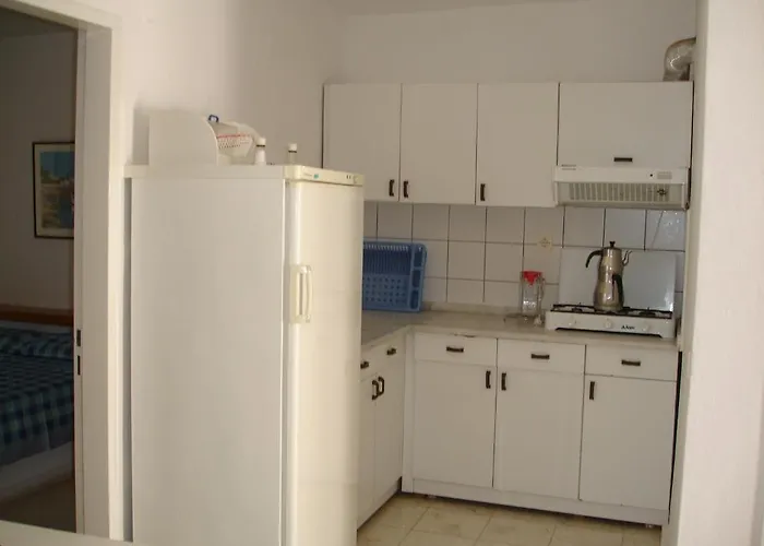 Ξενοδοχείο με διαμερίσματα Club Petya Apart